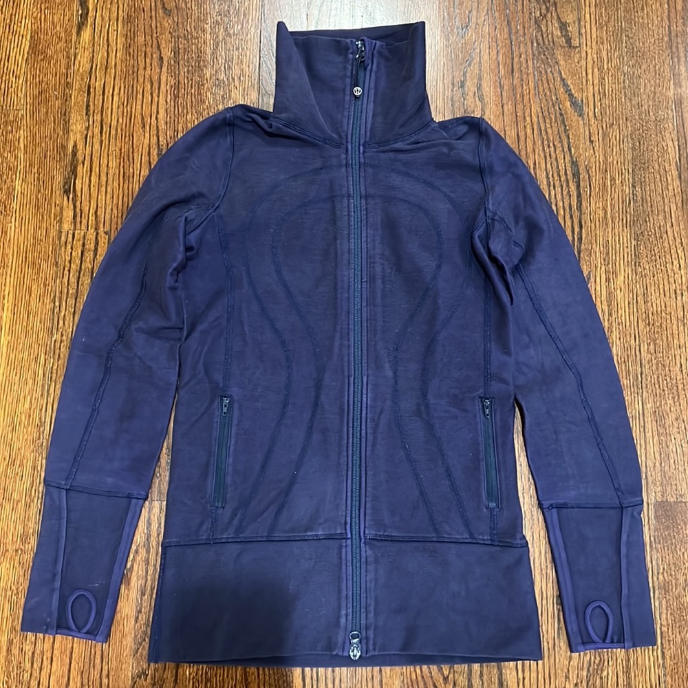 🍋Lululemon In Stride Jacket *Denim! - Picture 7 of 12